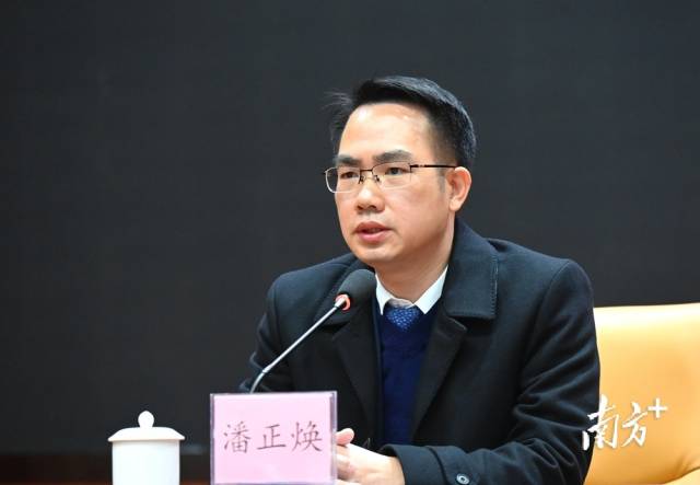 連州市委書記潘正煥就落實好今年工作目標任務進行部署。黃津 攝